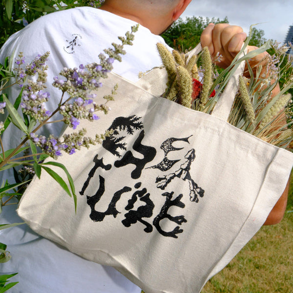 Kali Tote